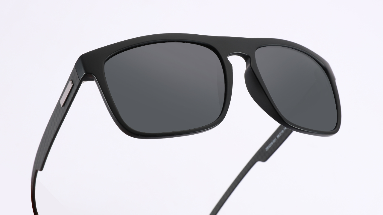 ZENOTTIC Polarized Sunglasses Men Square: Unbreakable TR90 Frame
